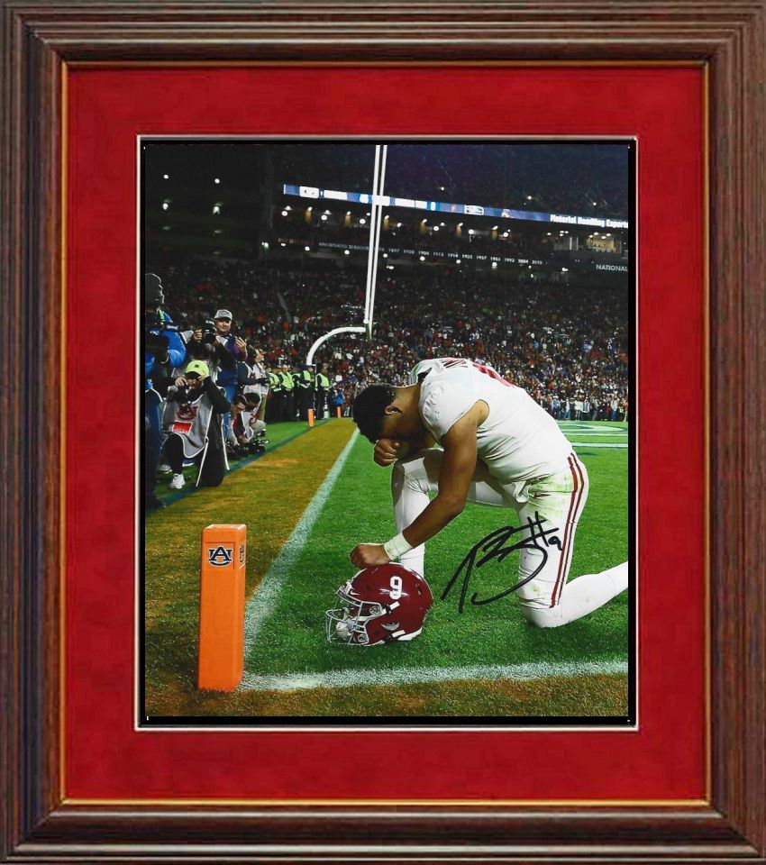 Bryce Young Alabama Crimson Tide Signed Autographed 17 x 11 Photo –